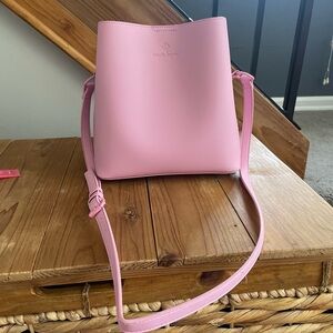 Adorable pink crossbody/shoulder bag